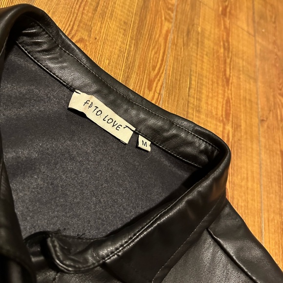 Faux leather shirt - Picture 5 of 5